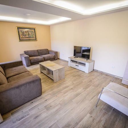 Apartment Vrutak Kotor Exteriér fotografie
