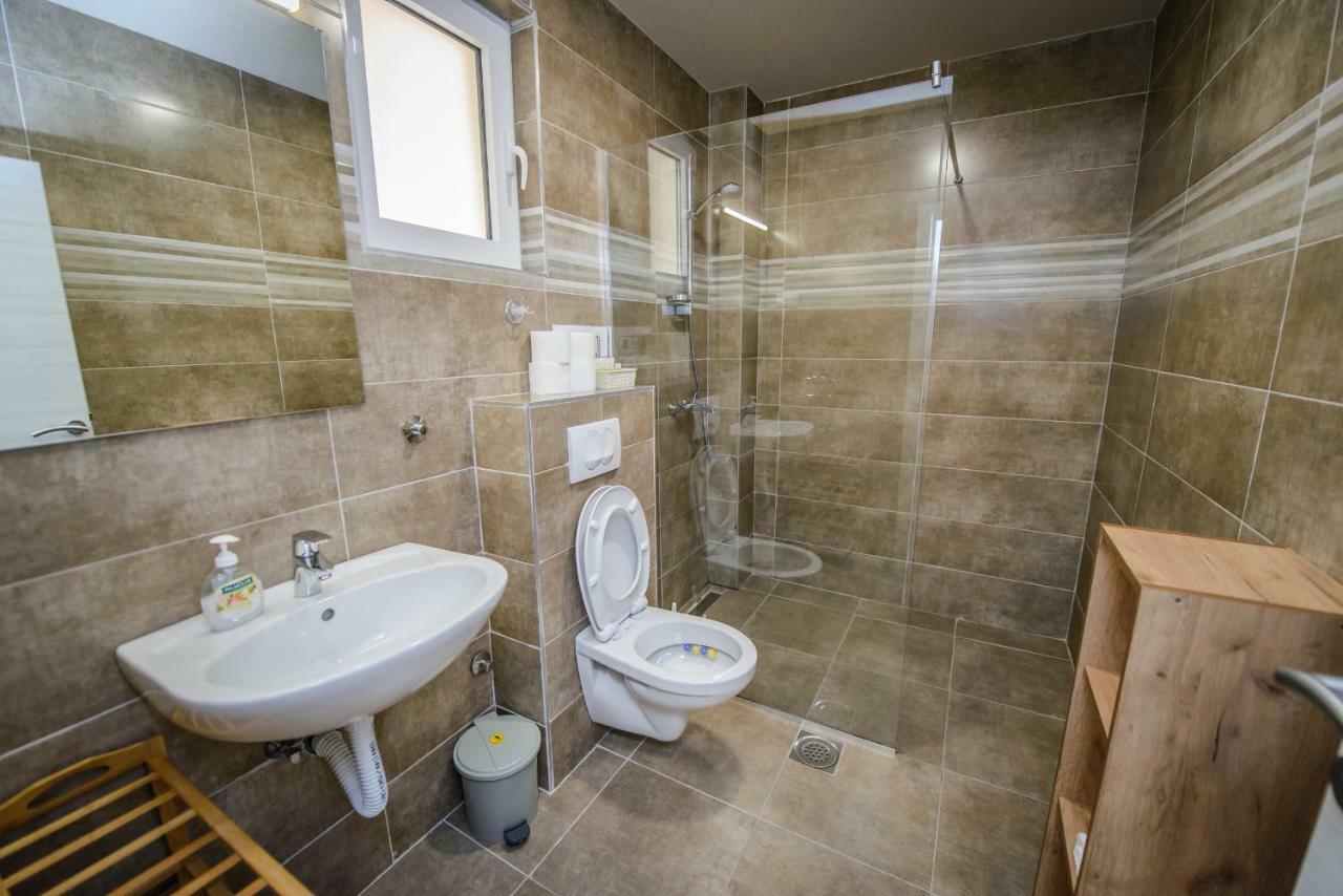 Apartment Vrutak Kotor Exteriér fotografie