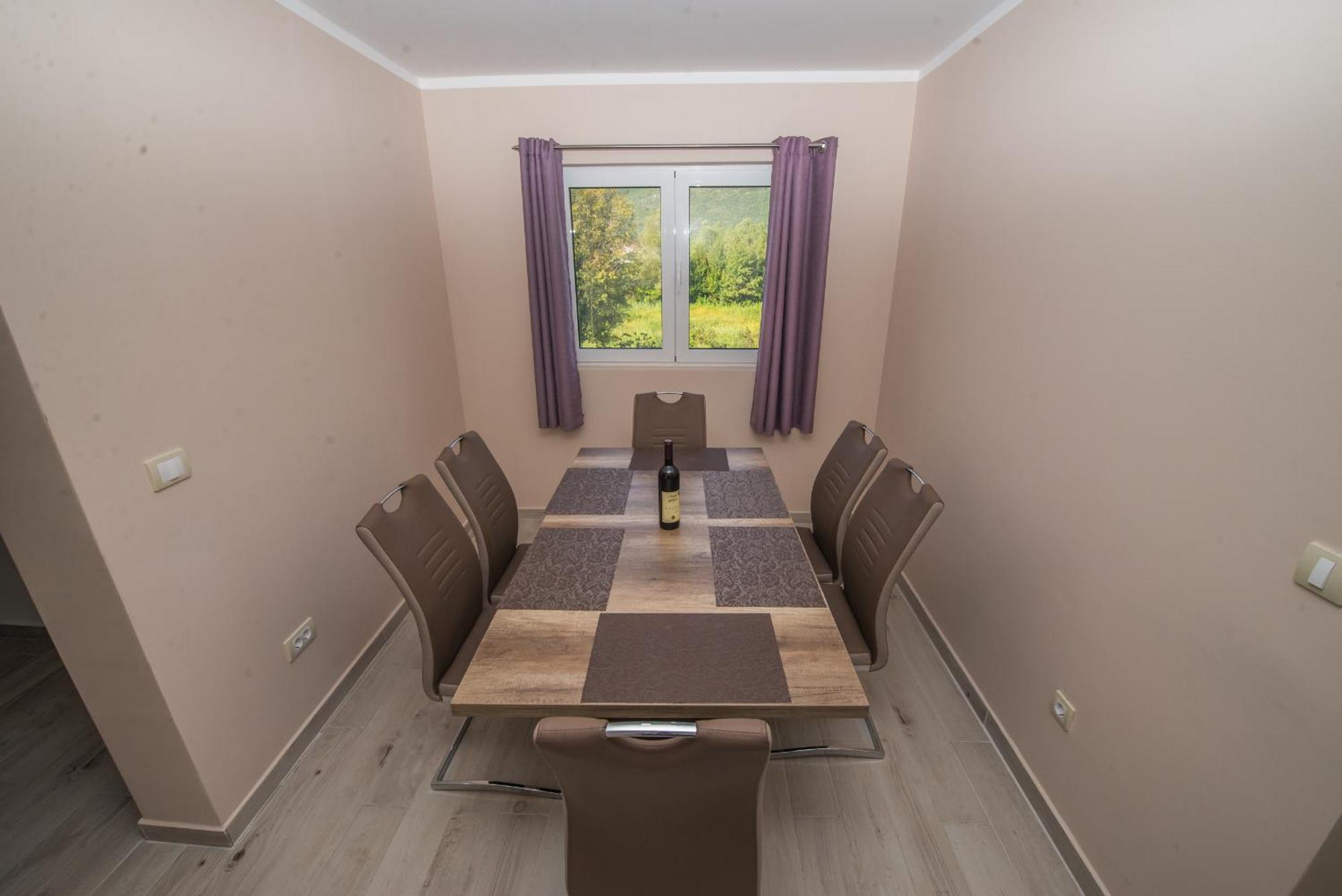 Apartment Vrutak Kotor Exteriér fotografie