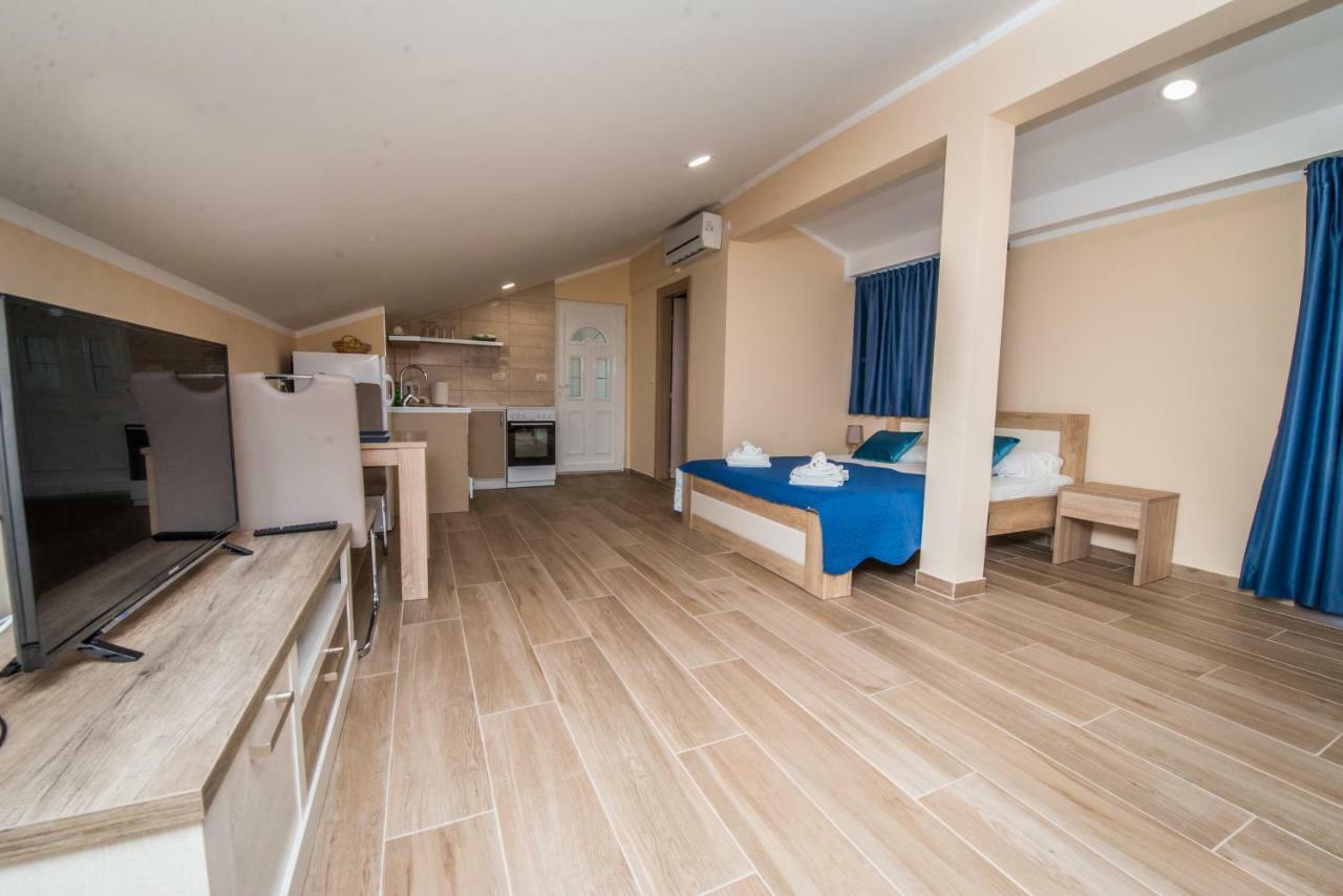 Apartment Vrutak Kotor Exteriér fotografie