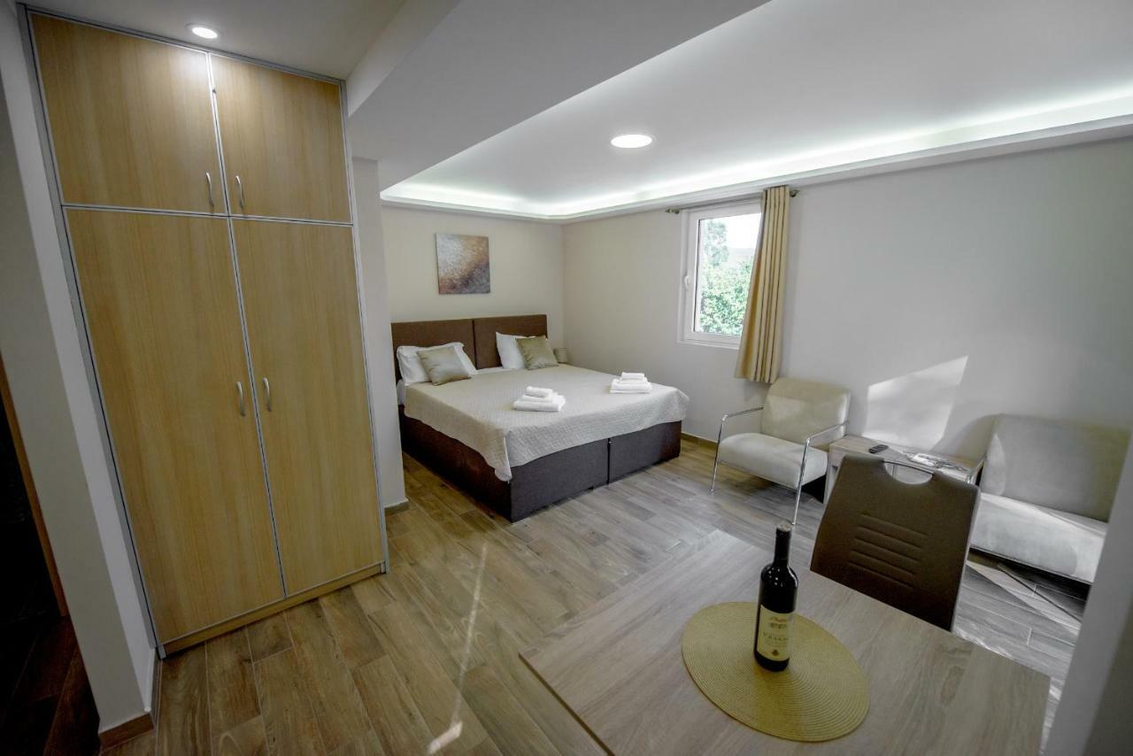 Apartment Vrutak Kotor Exteriér fotografie