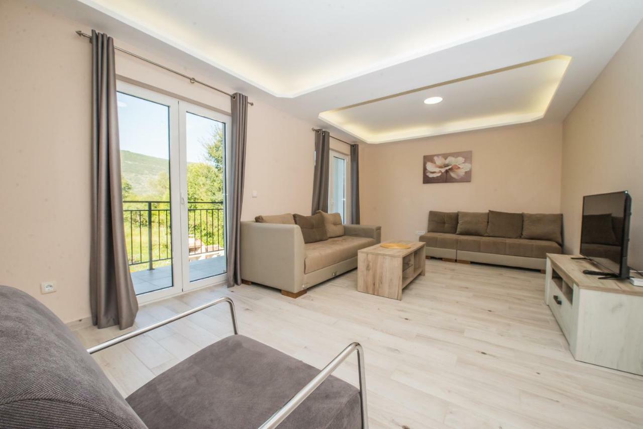 Apartment Vrutak Kotor Exteriér fotografie