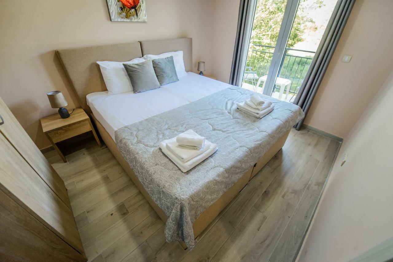 Apartment Vrutak Kotor Exteriér fotografie