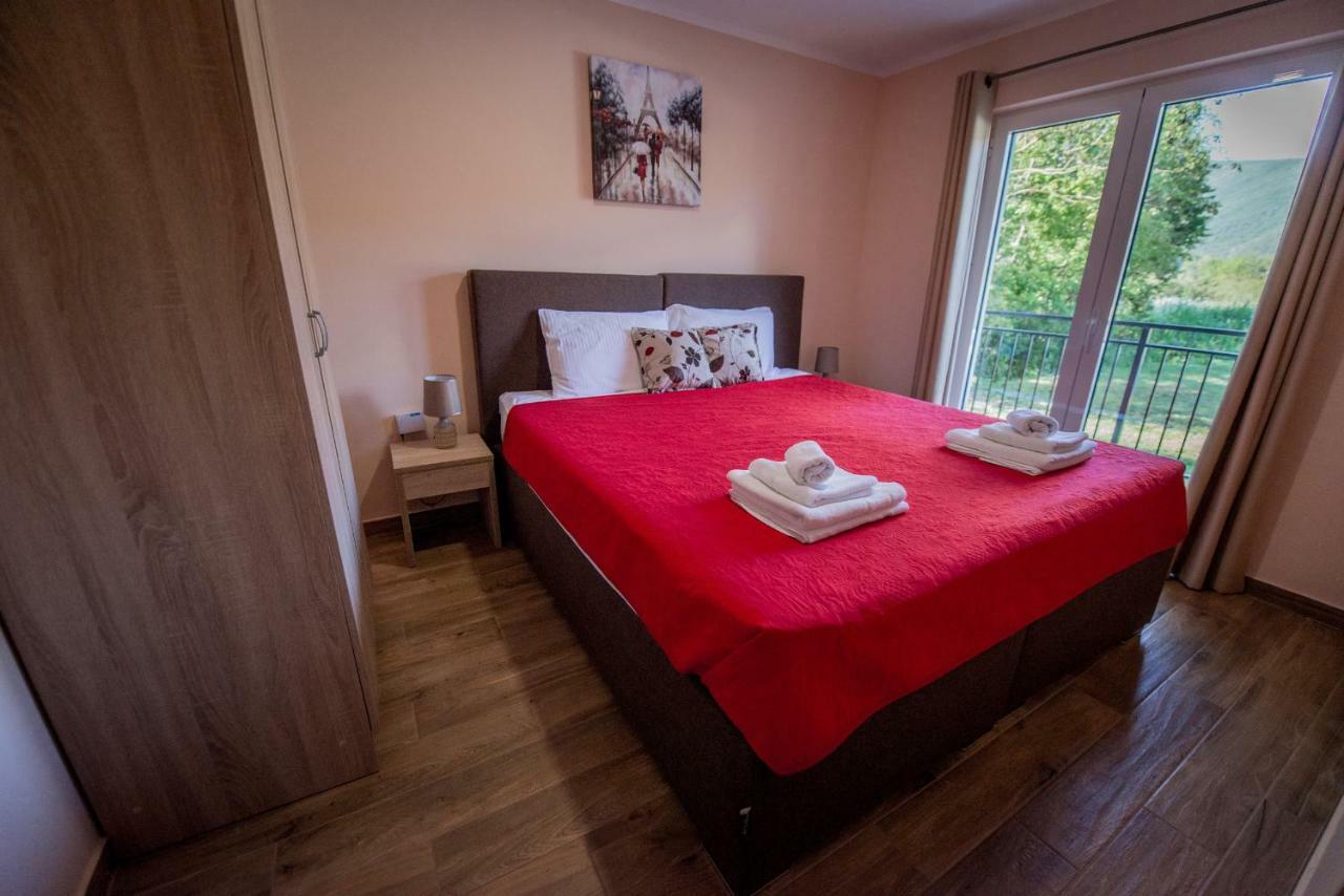 Apartment Vrutak Kotor Exteriér fotografie