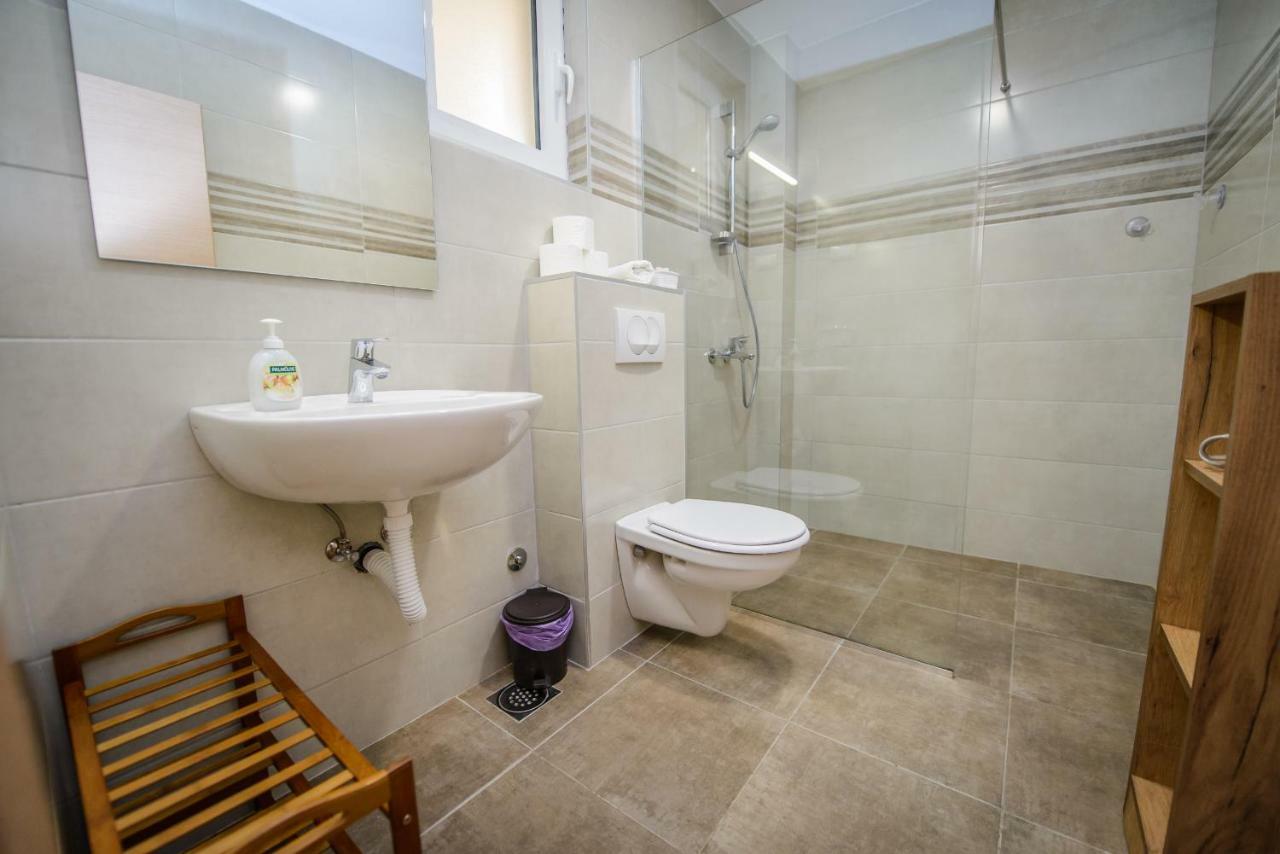 Apartment Vrutak Kotor Exteriér fotografie