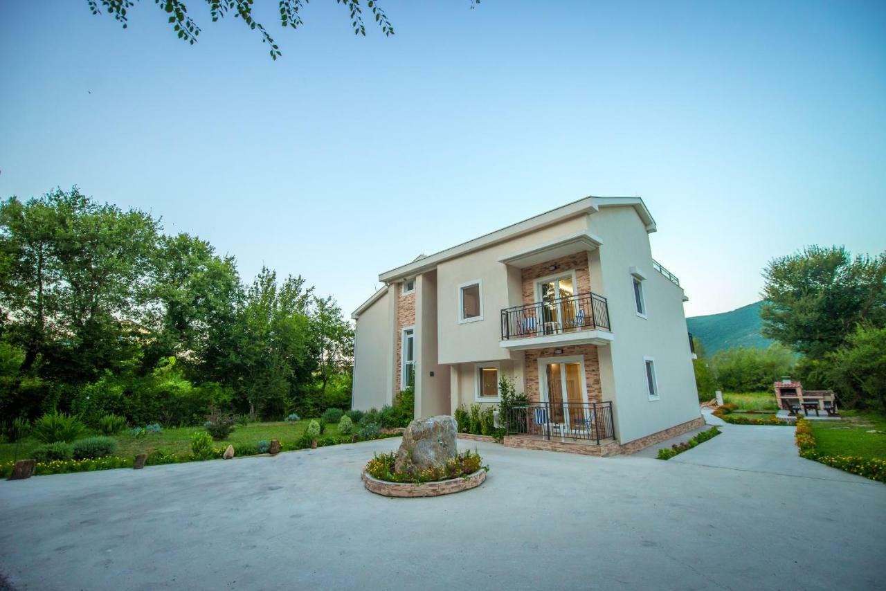 Apartment Vrutak Kotor Exteriér fotografie